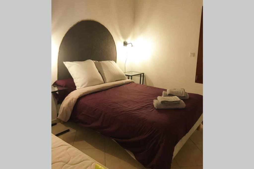 Maison Entiere Au Pied Du Plateau Du Retord 2 Chambres Sdb - Vouvray Ochiaz Kültér fotó